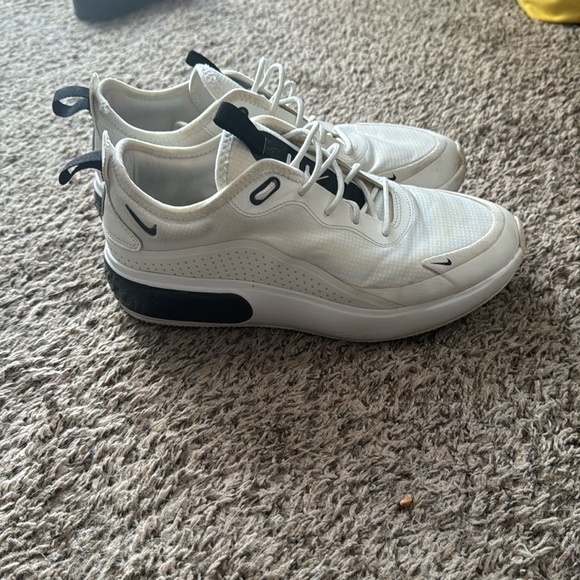 Nike Air Max Dia - Picture 4 of 5